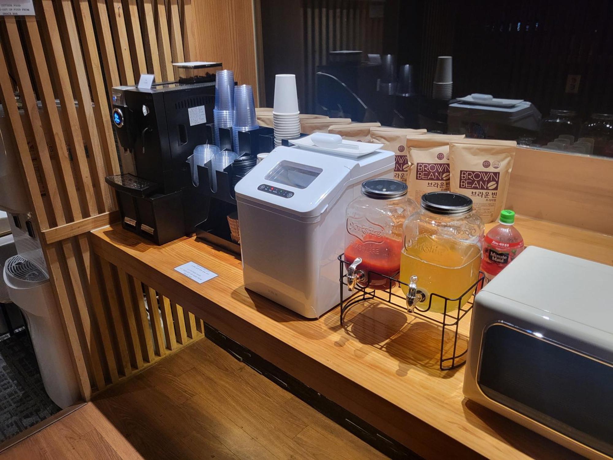 Airport Seattle Hotel 3*